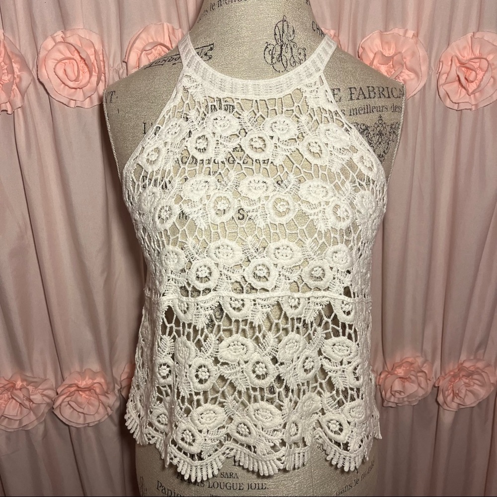 White Hippie Bohemian Floral Crochet Crop Top